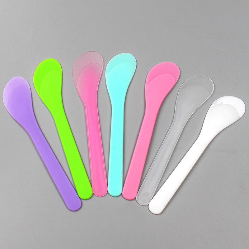 10個/ロット PP製フェイスマスクスティック 化粧用スパチ - Beauty Makeup Tool のレビューと価格
