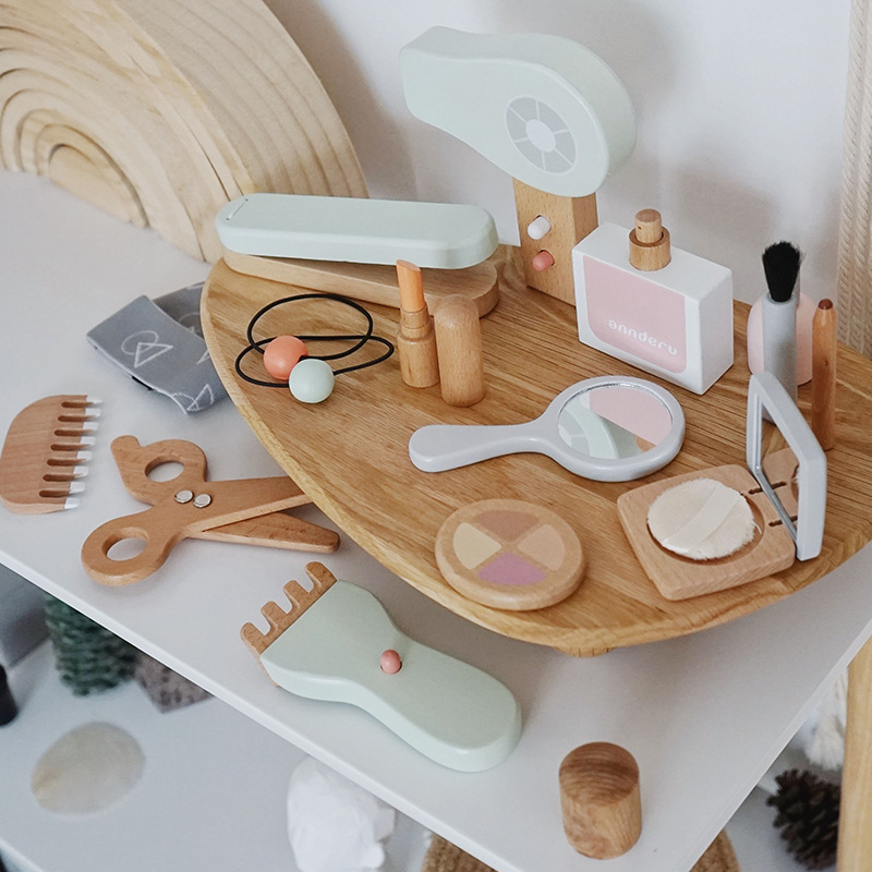 新しい子供用木製シミュレーションメイクアップおもちゃセット、 - Beauty Makeup Gift Sets のレビューと価格