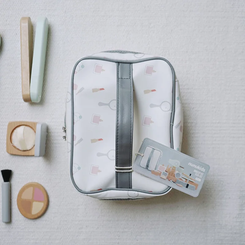 新しい子供用木製シミュレーションメイクアップおもちゃセット、 - Beauty Makeup Gift Sets のレビューと価格