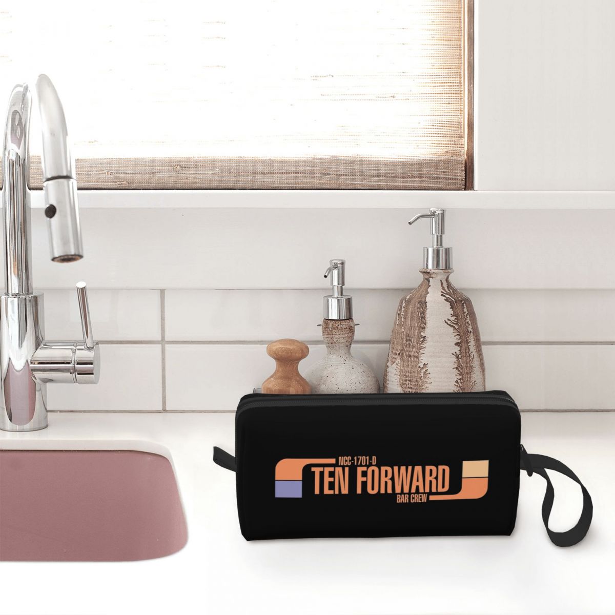 Ten Forward Bar Crew NCC 1701- - Beauty Makeup Bar のレビューと価格